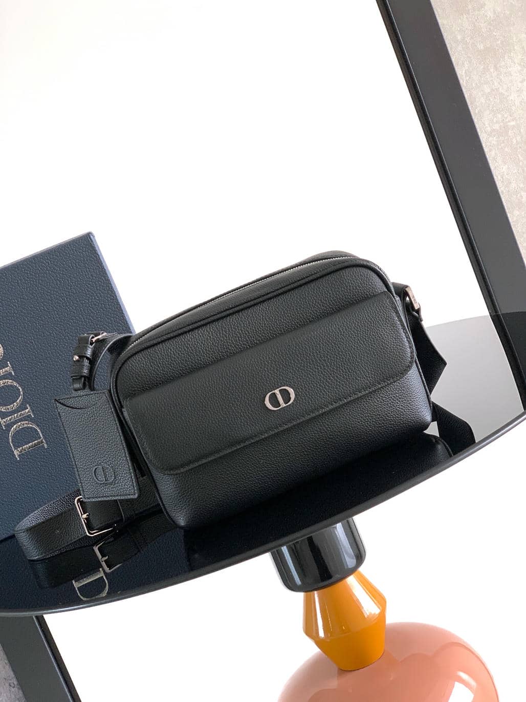 00110 Dior Man Bag